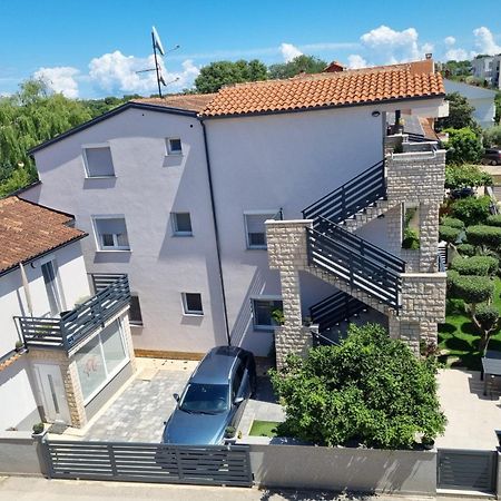 Apartment Denis Медулин Экстерьер фото