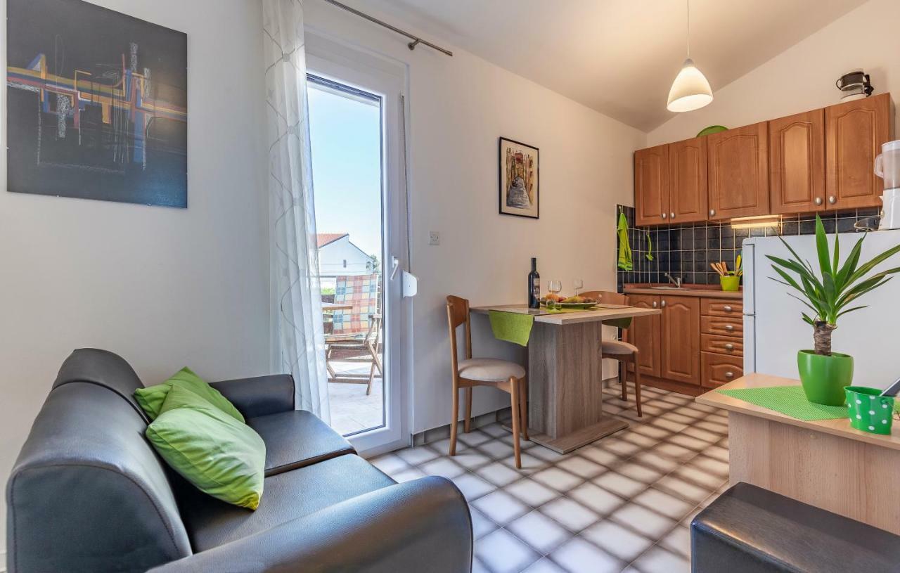 Apartment Denis Медулин Экстерьер фото