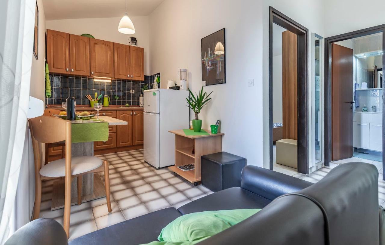 Apartment Denis Медулин Экстерьер фото