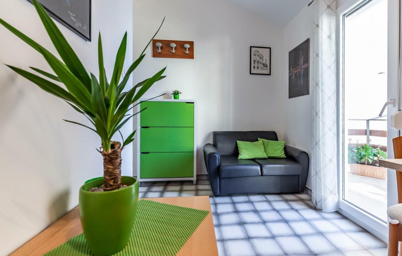 Apartment Denis Медулин Экстерьер фото